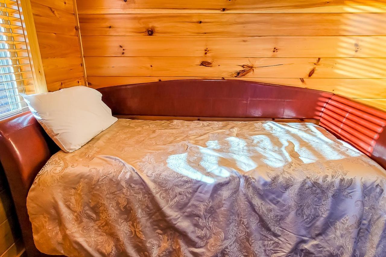 3 Lazy Bears Chalet แกตลิงเบิร์ก ภายนอก รูปภาพ