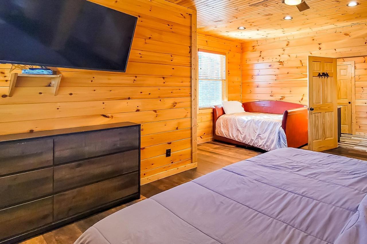 3 Lazy Bears Chalet แกตลิงเบิร์ก ภายนอก รูปภาพ
